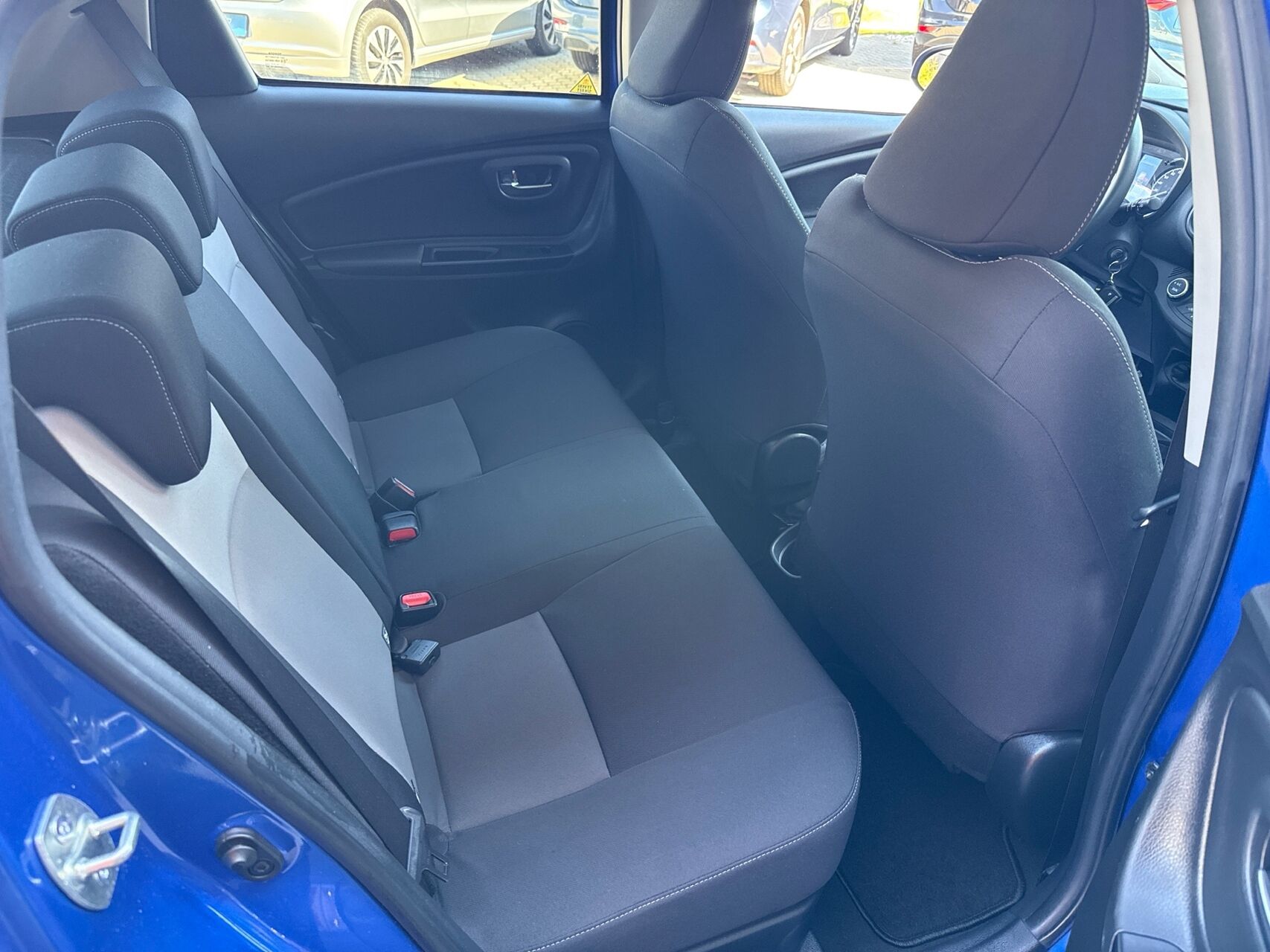 Billede af Toyota Yaris 1,5 Hybrid H2 Exclusive E-CVT 100HK 5d Trinl. Gear