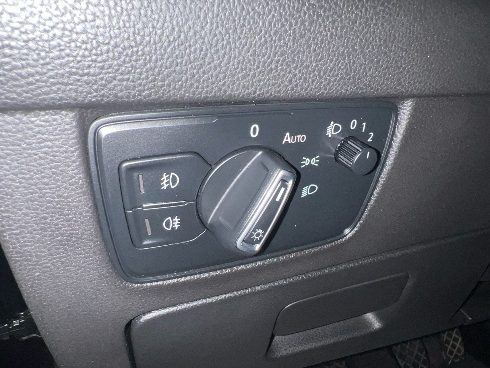 Billede af VW Passat Variant 1,6 TDI Comfortline 120HK Stc 6g