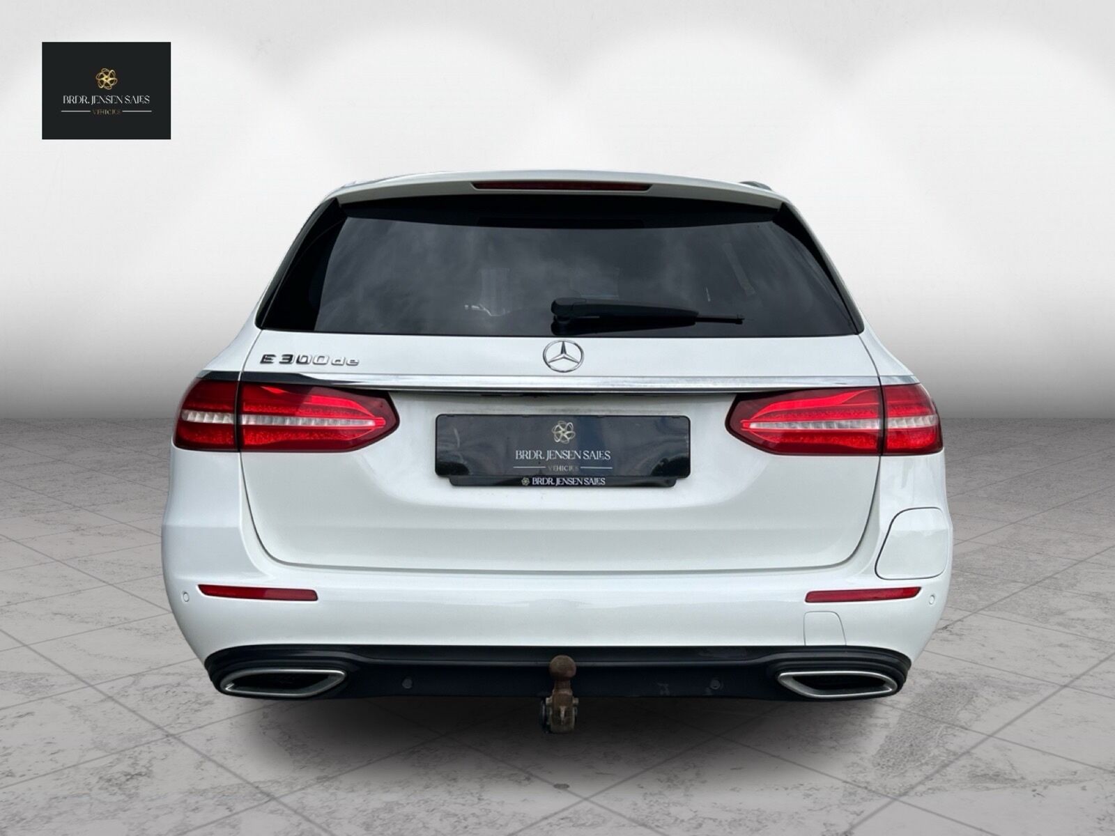 Billede af Mercedes-Benz E300 de T 2,0 Plugin-hybrid 9G-Tronic 306HK Stc Aut.