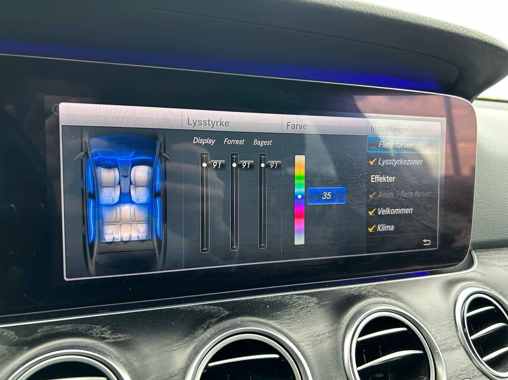 Billede af Mercedes-Benz E300 de T 2,0 Plugin-hybrid 9G-Tronic 306HK Stc Aut.