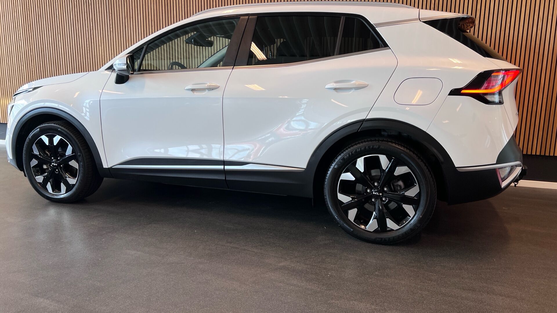 Billede af Kia Sportage 1,6 T-GDI  Plugin-hybrid Prestige 4WD DCT 265HK 5d 6g Aut.