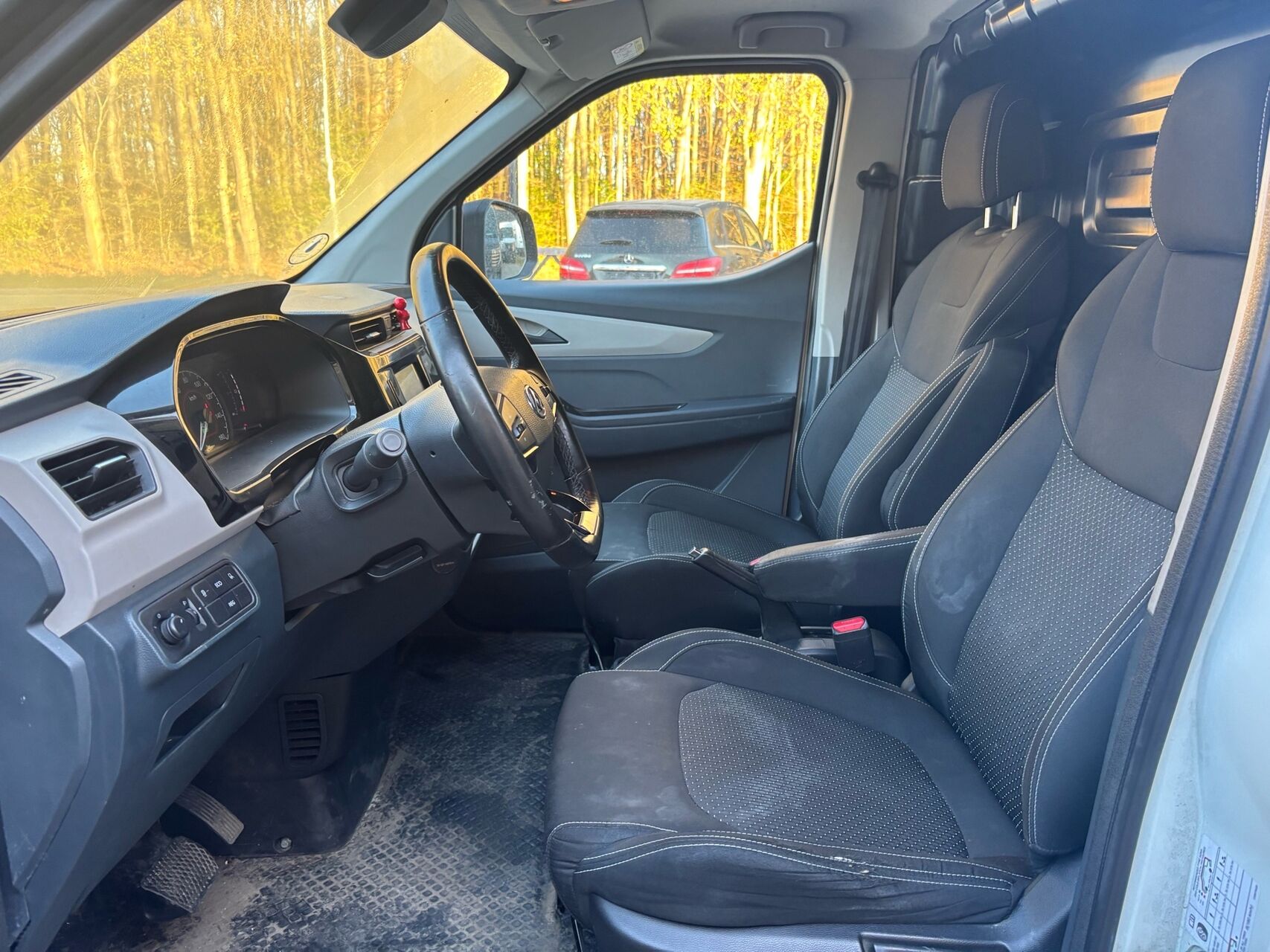 Billede af Maxus e-Deliver 3 EL 122HK Van Trinl. Gear