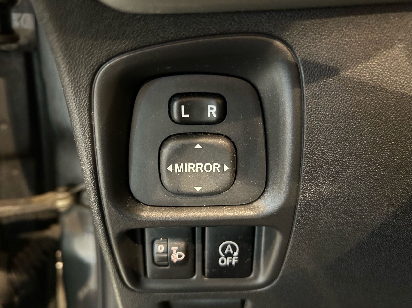 Billede af Peugeot 108 1,0 e-Vti Desire TOP! 69HK 5d