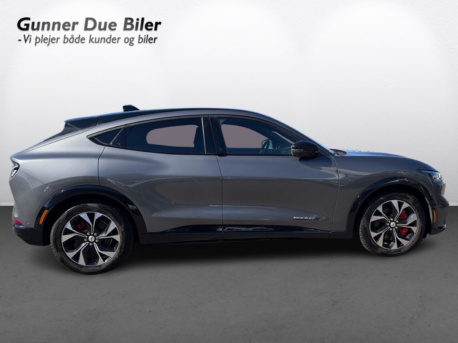 Billede af Ford Mustang Mach-E EL UR Premium AWD 351HK 5d Aut.