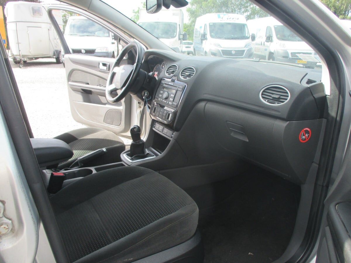 Billede af Ford Focus 1,6 VCT Ghia 115HK Stc