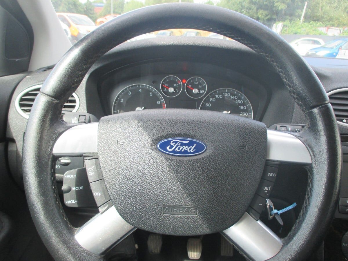 Billede af Ford Focus 1,6 VCT Ghia 115HK Stc