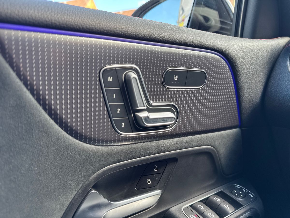 Billede af Mercedes-Benz EQB 350 EL AMG Line 4Matic 292HK 5d Aut.