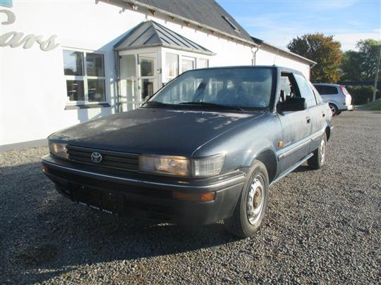 Toyota Corolla 1300 1,3 XLi S 82HK 5d