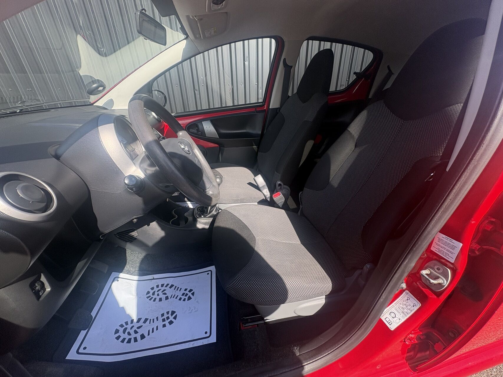 Billede af Toyota Aygo 1,0 VVT-I T2 Air Connect Comfort 68HK 5d
