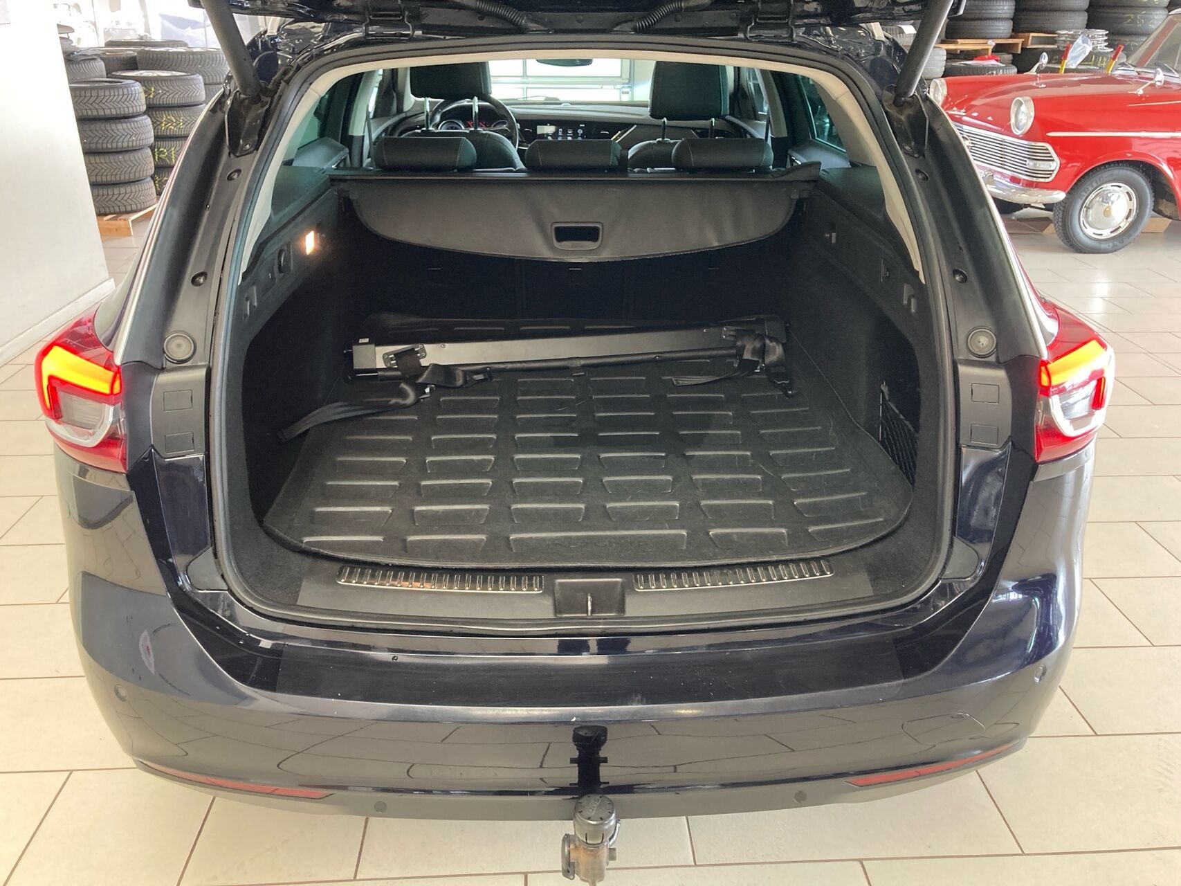 Billede af Opel Insignia Sports Tourer 1,5 Turbo Dynamic Start/Stop 165HK Stc 6g Aut.