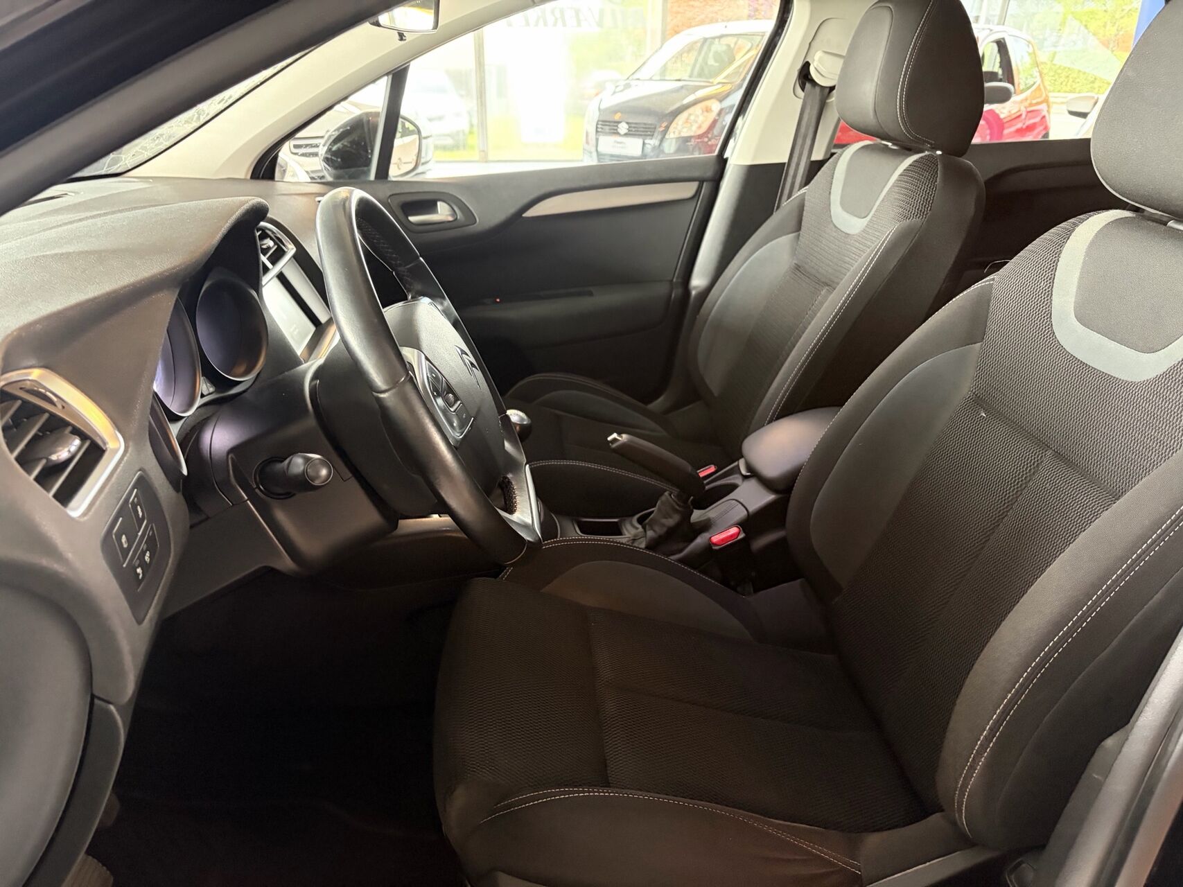 Billede af Citroën C4 1,6 Blue HDi Feel start/stop 120HK 5d 6g