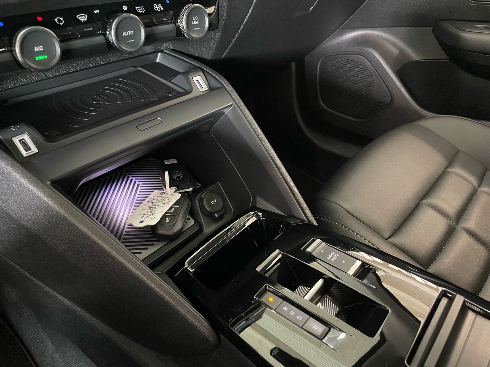 Billede af Citroën e-C4 EL Max 156HK 5d Aut.