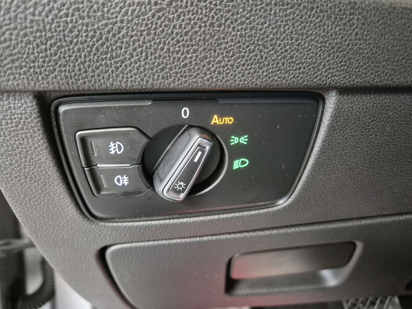 Billede af VW Passat Variant 1,5 TSI EVO ACT Business Plus DSG 150HK Stc 7g Aut.
