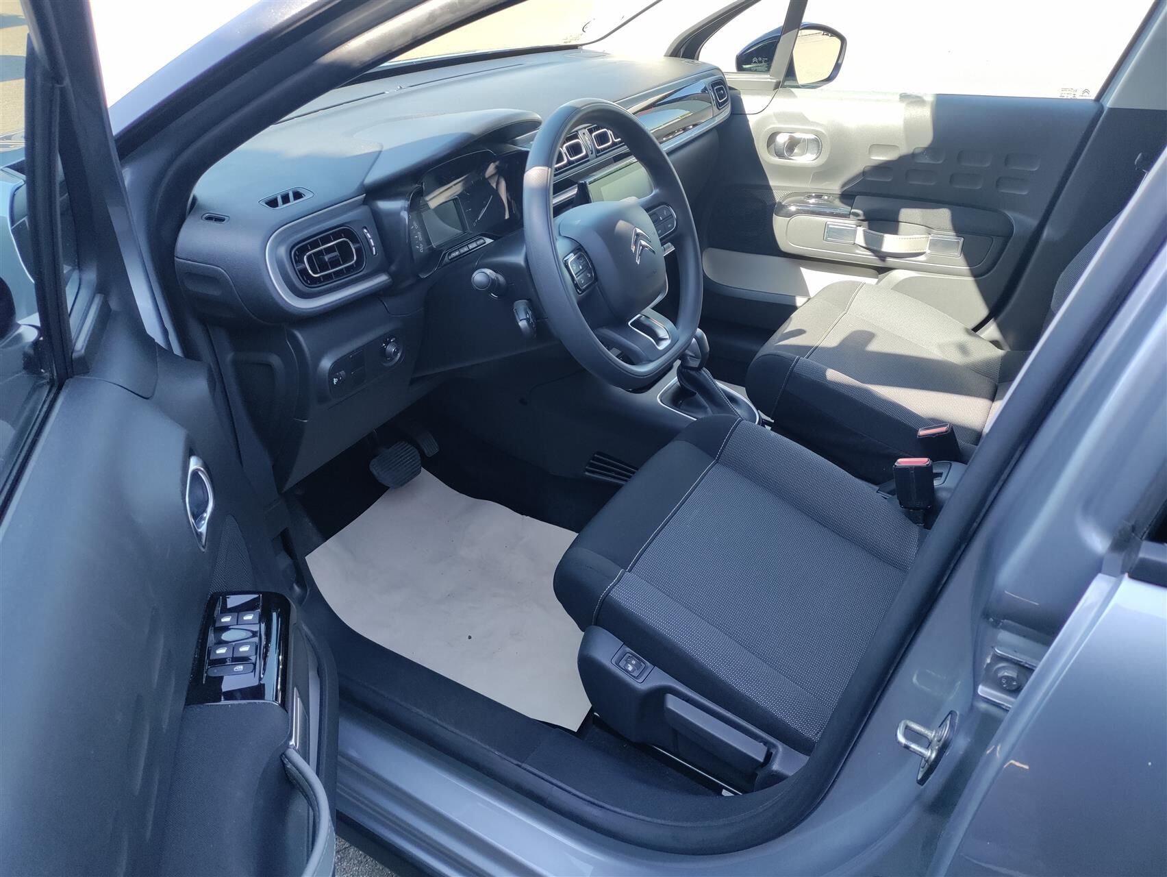 Billede af Citroën C3 1,2 PureTech Shine 110HK 5d 6g Aut.