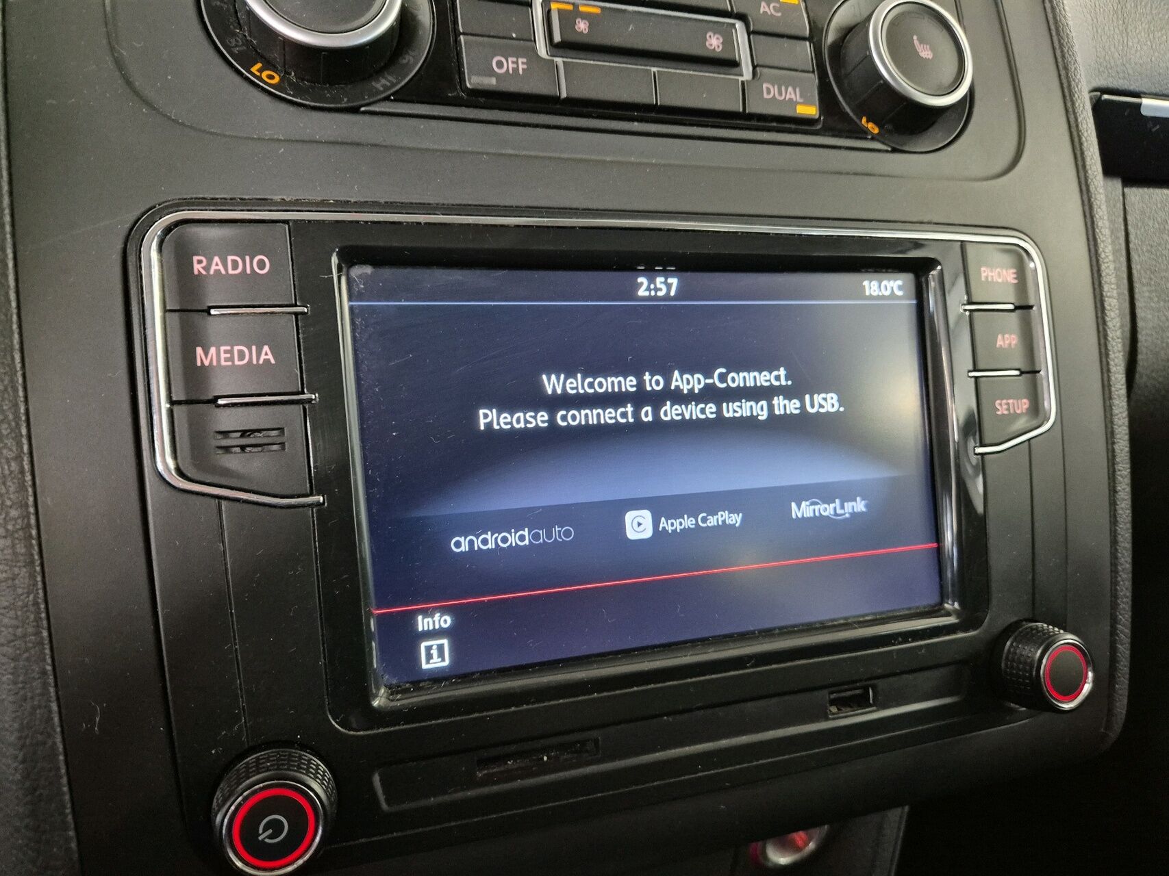 Billede af VW Touran 2,0 TDI Comfortline DSG 140HK 6g Aut.