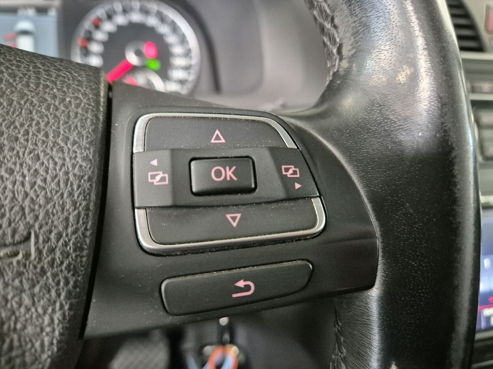 Billede af VW Touran 2,0 TDI Comfortline DSG 140HK 6g Aut.