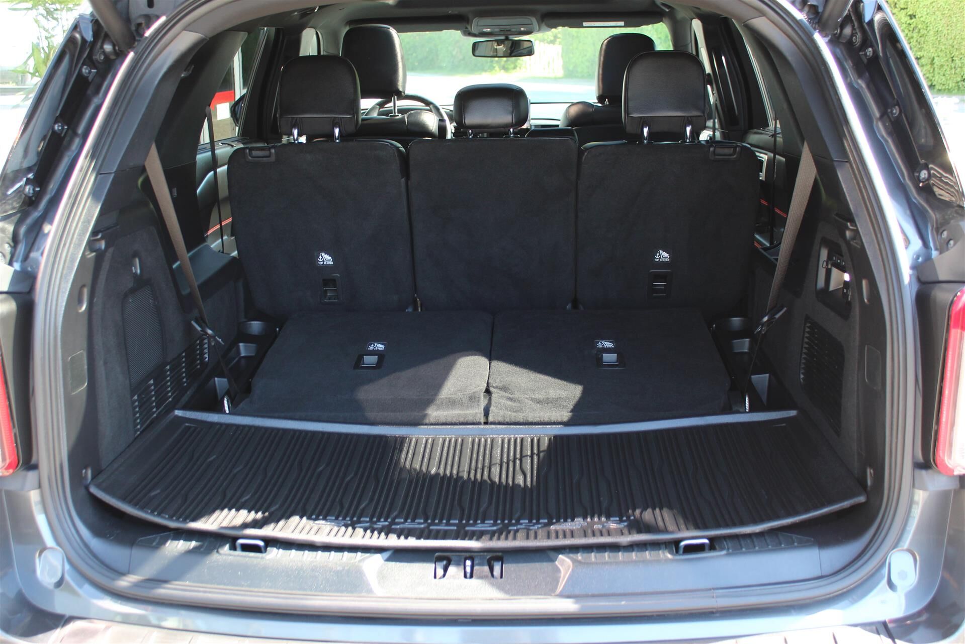 Billede af Ford Explorer 3,0 EcoBoost  Plugin-hybrid ST-Line 4WD 457HK 5d 10g Aut.