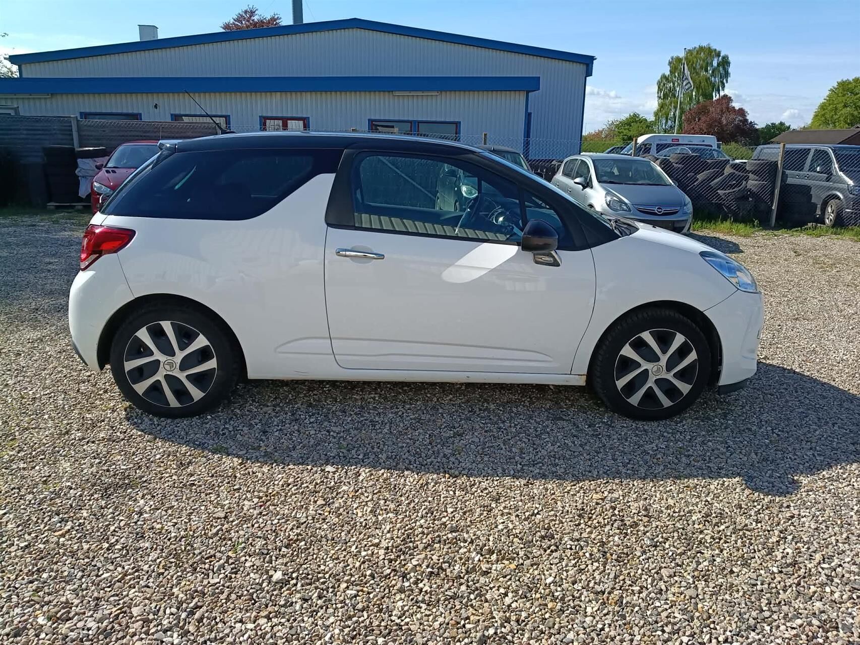 Billede af Citroën DS3 1,6 HDi FAP Dstyle 92HK 3d