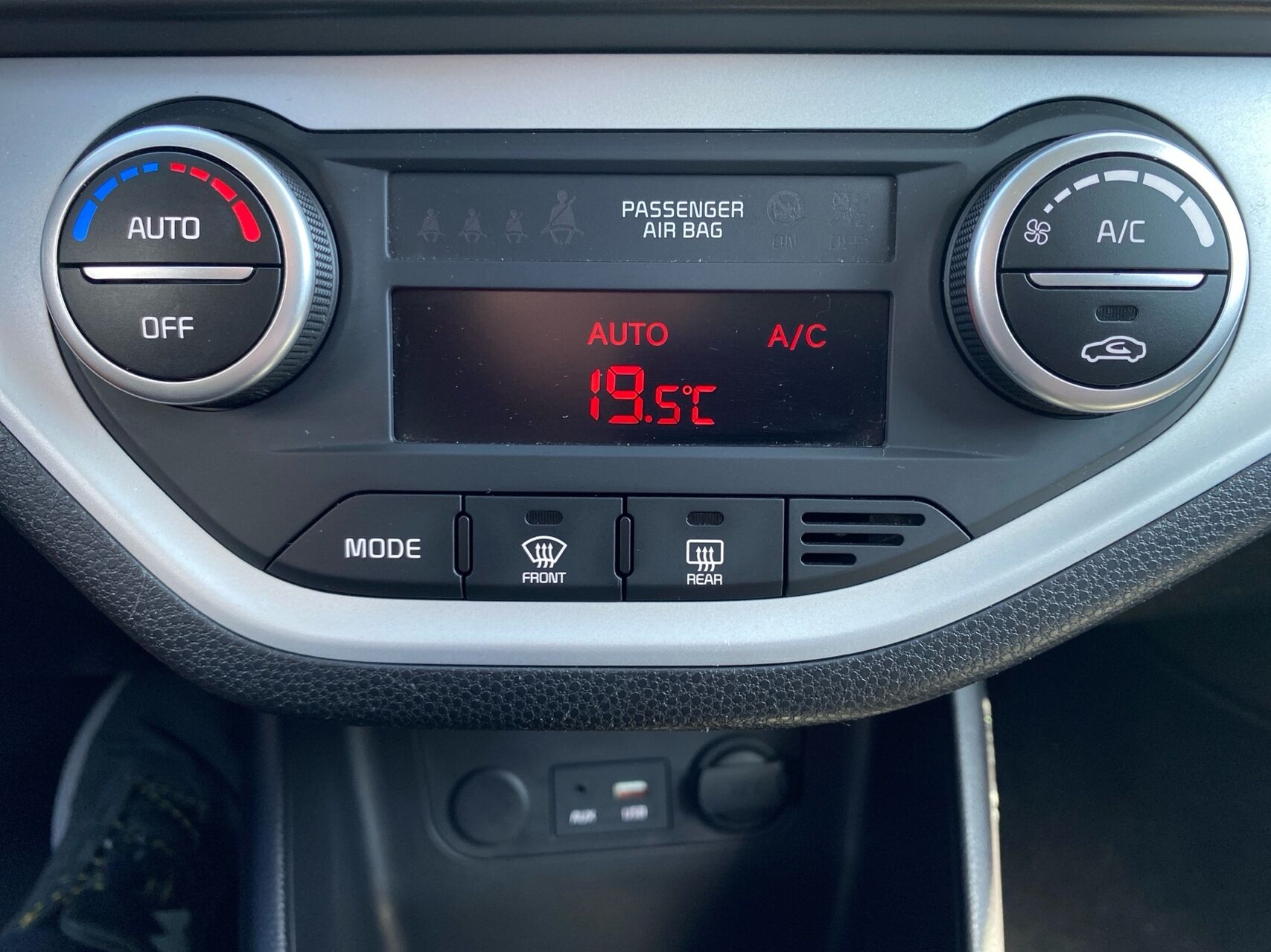 Billede af Kia Picanto 1,0 MPI Attraction Plus 66HK 5d