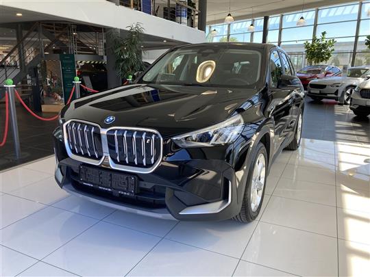 BMW iX1 xDrive30 EL xLine 4x4 313HK 5d Aut.