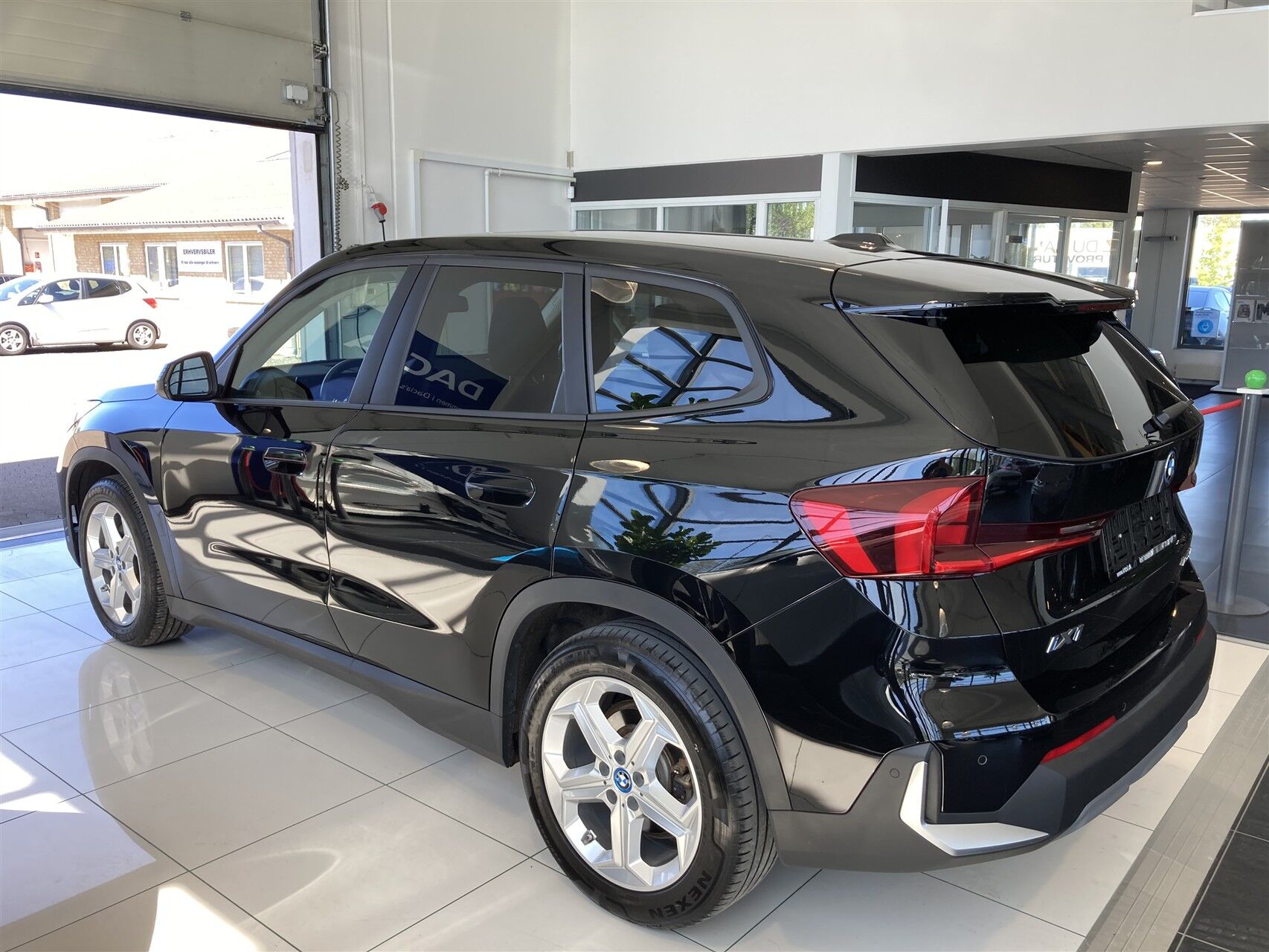 Billede af BMW iX1 xDrive30 EL xLine 4x4 313HK 5d Aut.