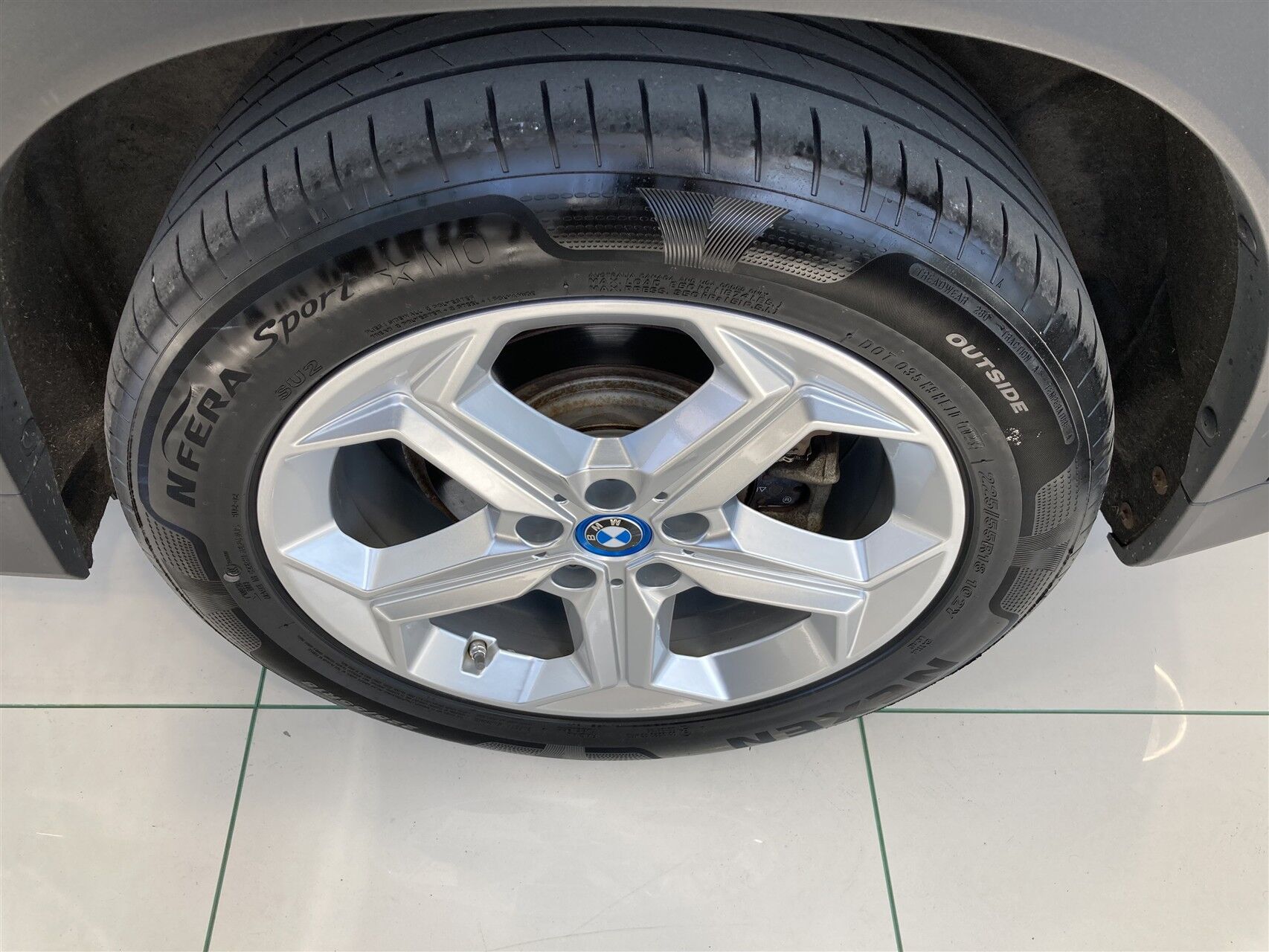 Billede af BMW iX1 xDrive30 EL xLine 4x4 313HK 5d Aut.