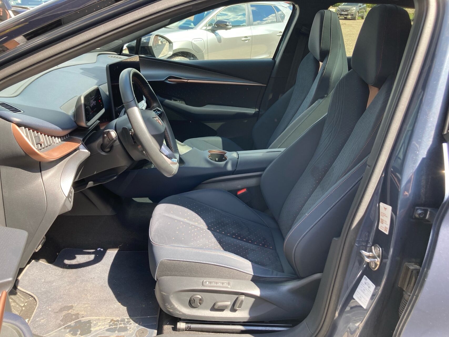 Billede af Cupra Tavascan EL VZ Adrenaline 4X4 340HK 5d Aut.