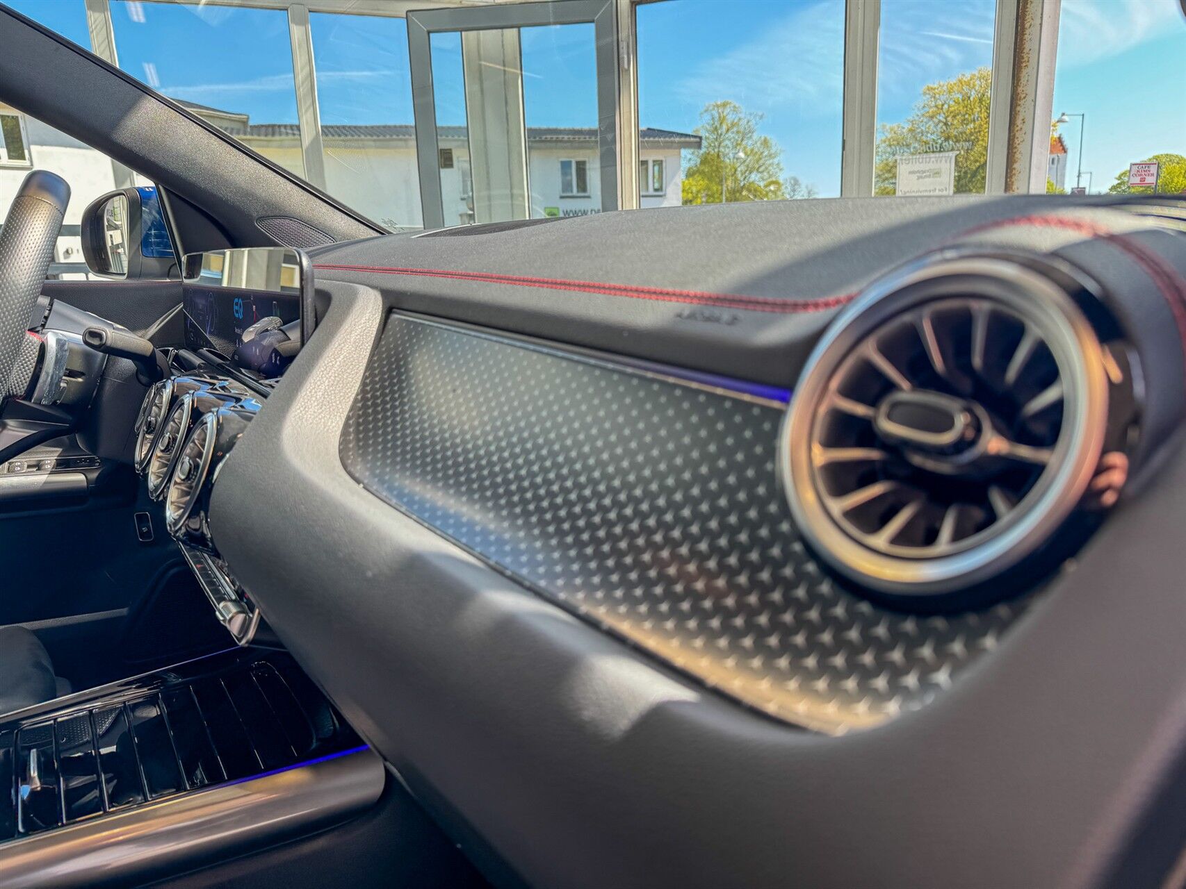 Billede af Mercedes-Benz EQA 250+ EL AMG Edition 190HK 5d Aut.
