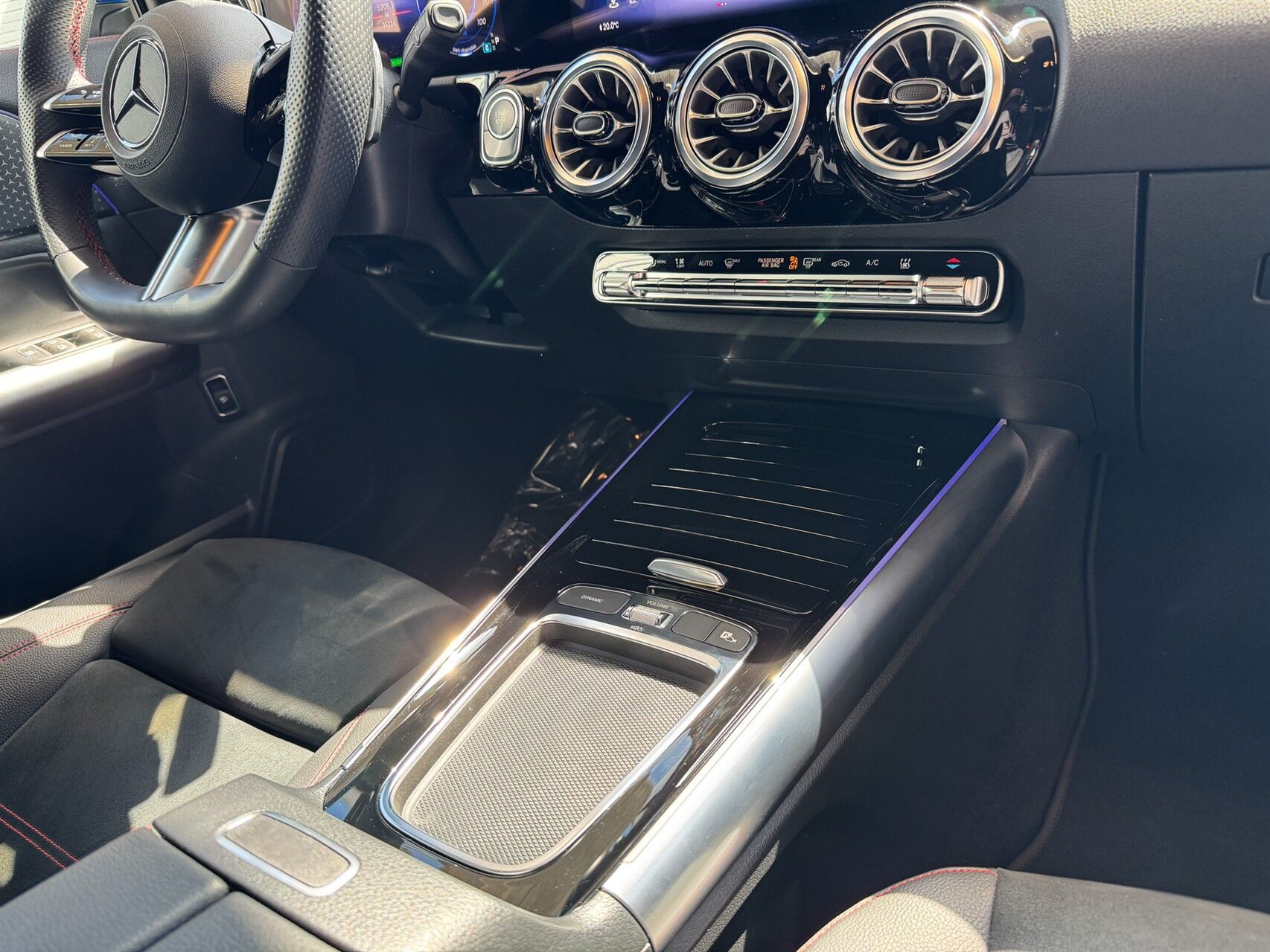 Billede af Mercedes-Benz EQA 250+ EL AMG Edition 190HK 5d Aut.