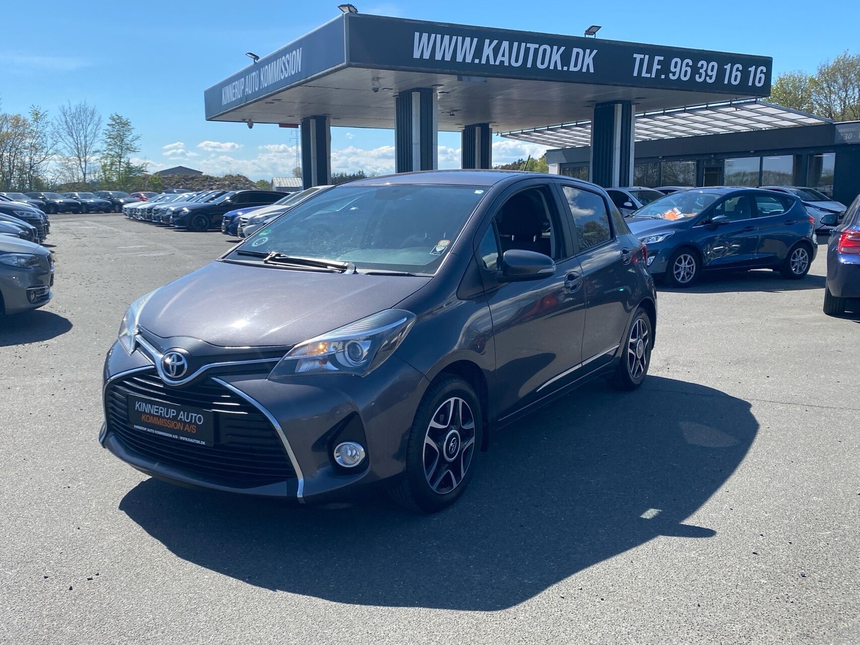 Billede af Toyota Yaris 1,3 VVT-I T2 Premium 100HK 5d 6g