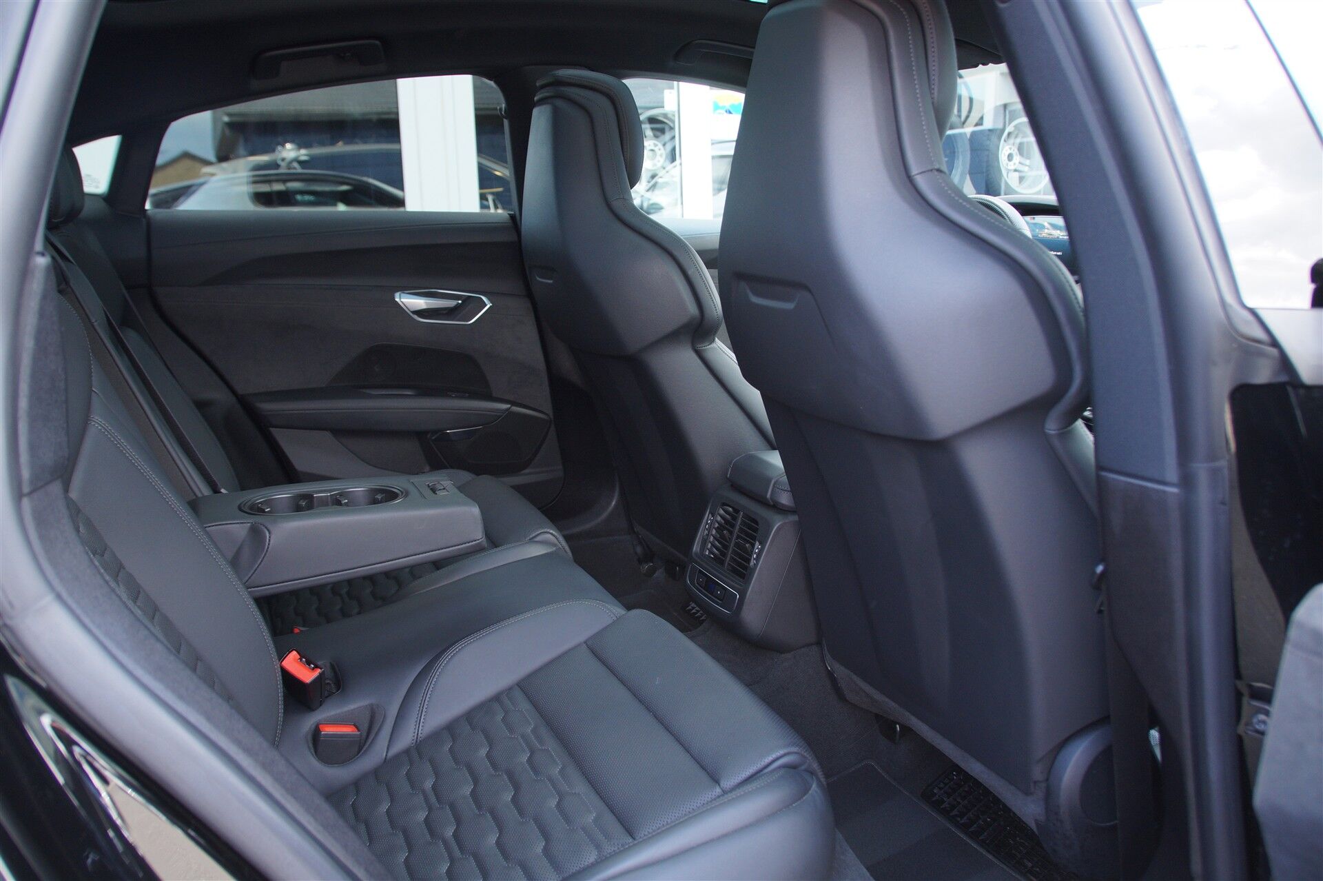 Billede af Audi RS E-tron GT EL Quattro 598HK 4d Aut.