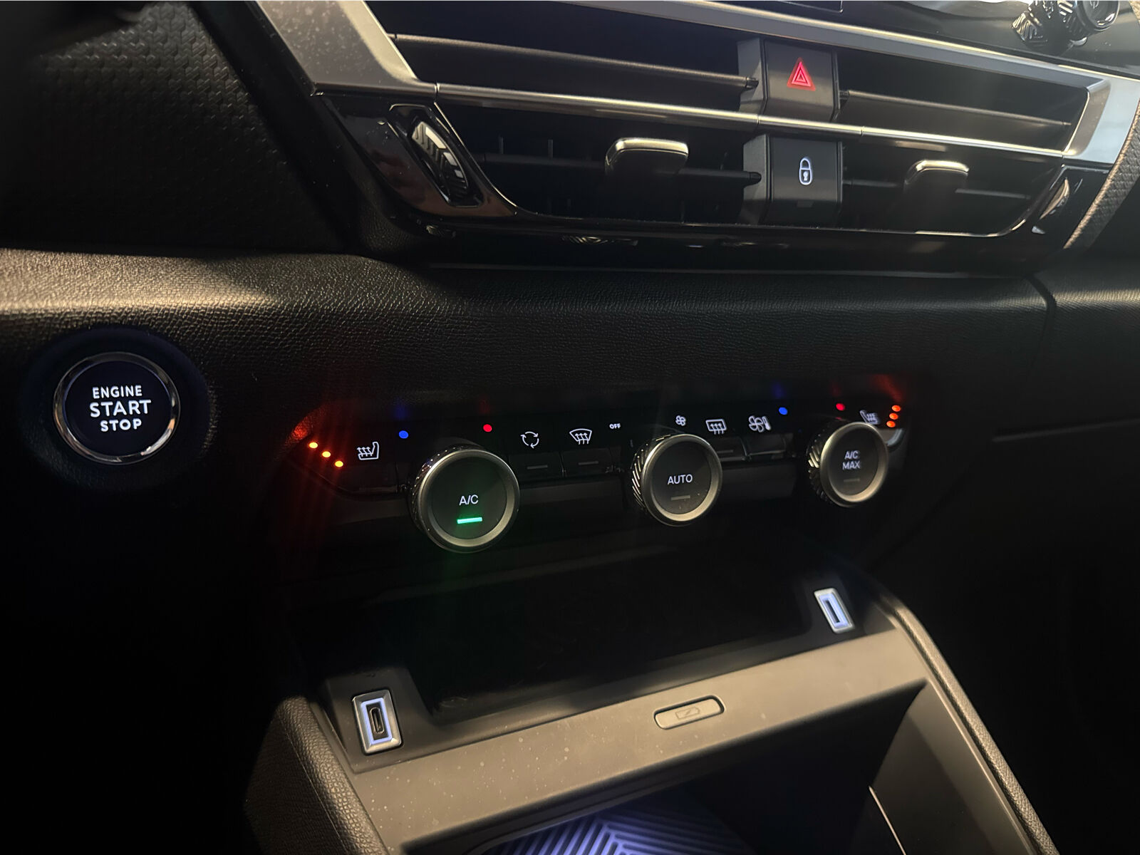 Billede af Citroën e-C4 EL Max 136HK 5d Aut.