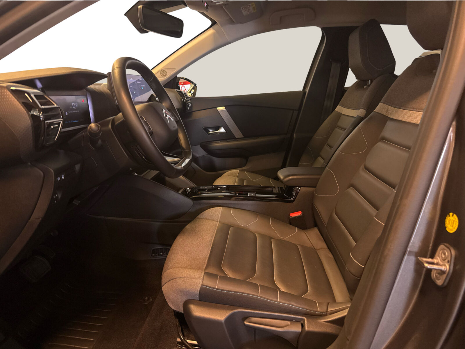 Billede af Citroën e-C4 EL Max 136HK 5d Aut.