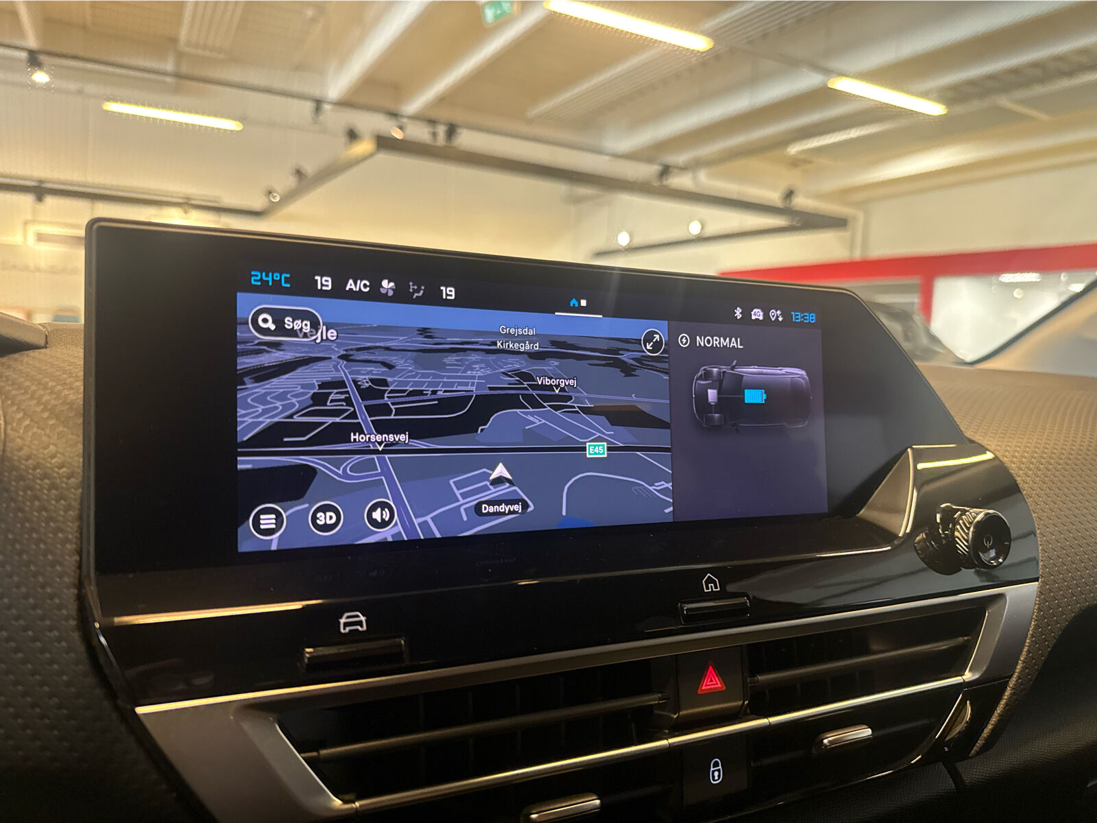 Billede af Citroën e-C4 EL Max 136HK 5d Aut.