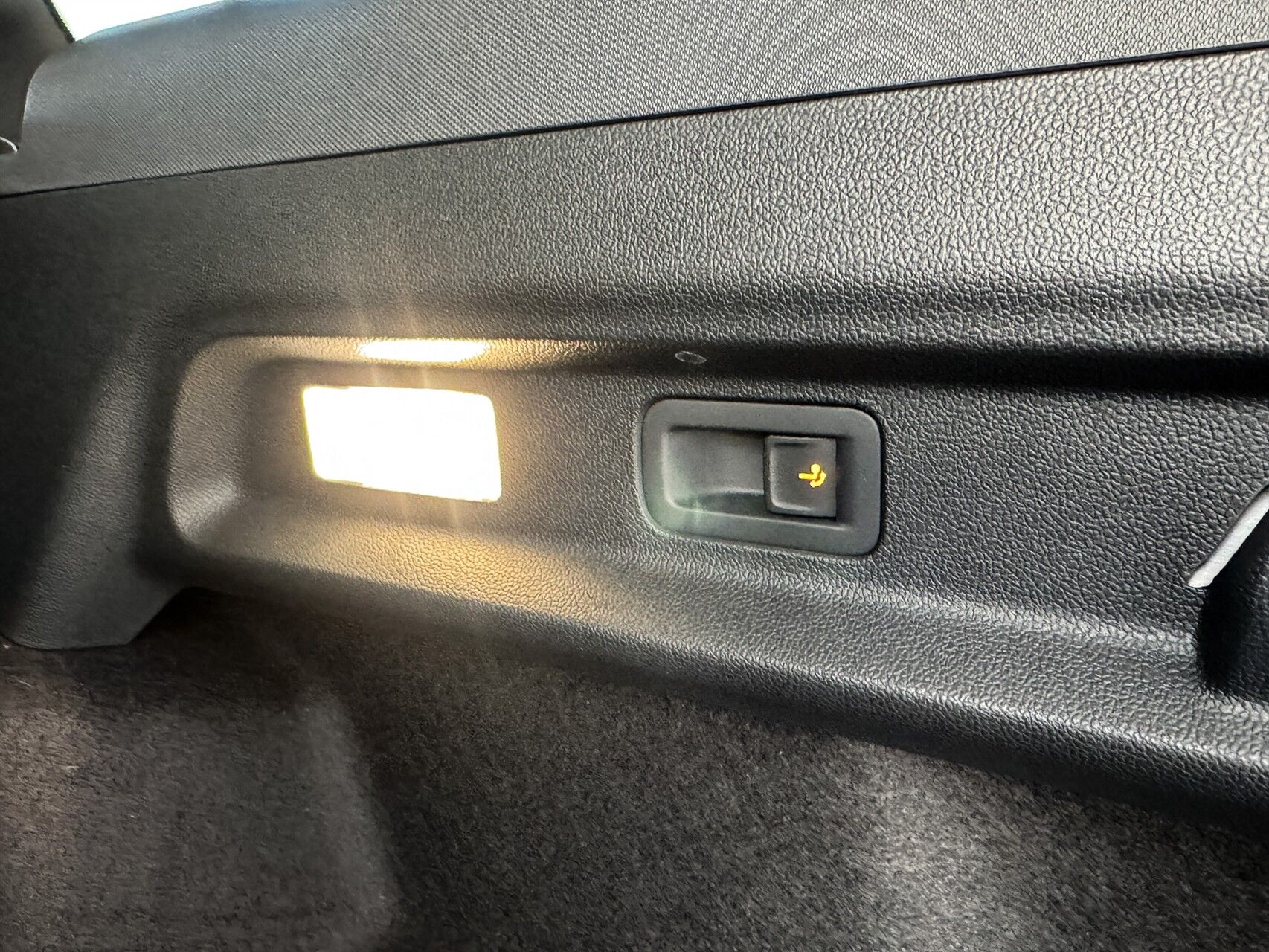 Billede af Ford Explorer EL UR Premium RWD 286HK 5d Aut.