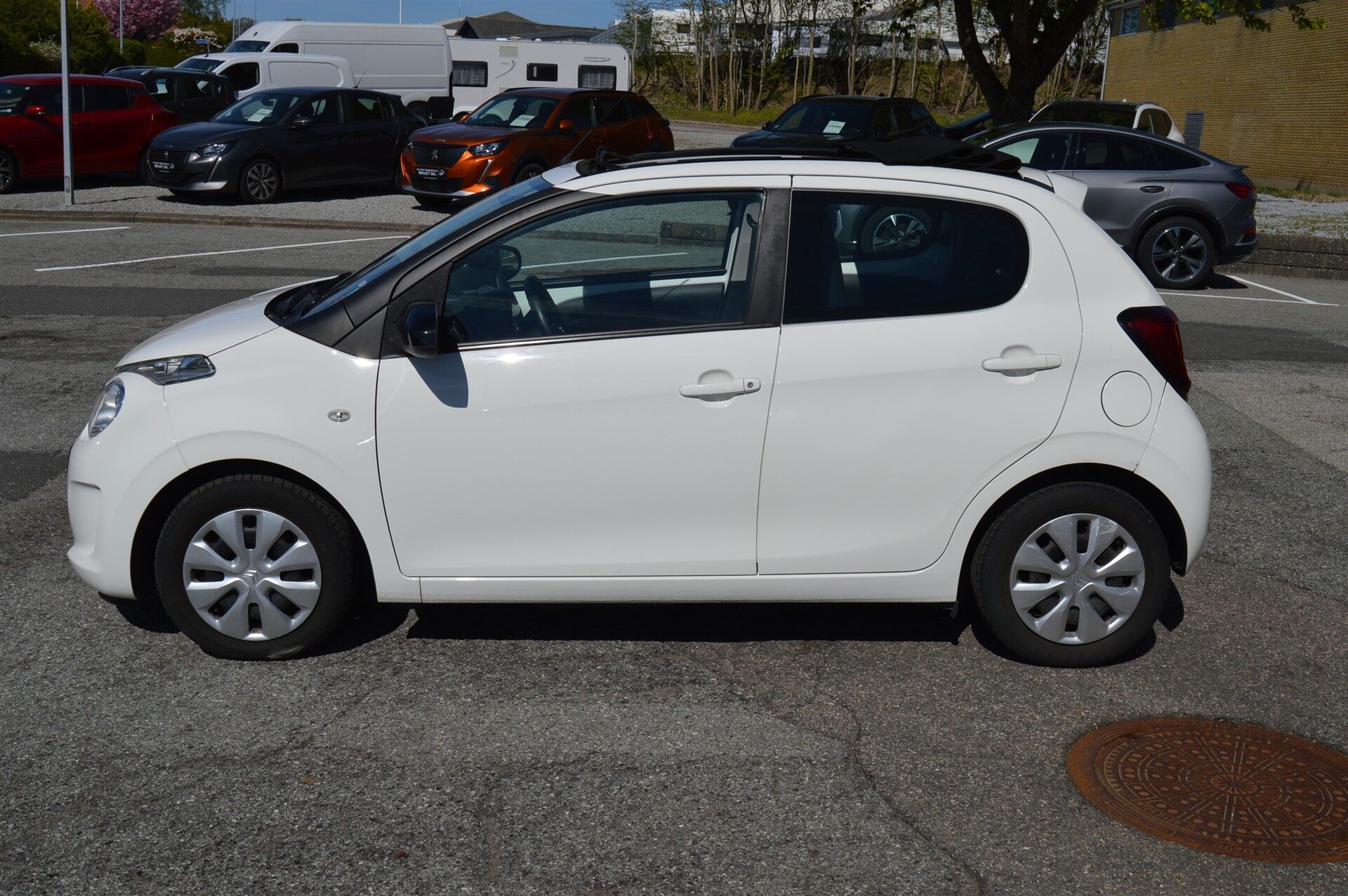 Billede af Citroën C1 1,0 VTi Funky Airscape start/stop 68HK 5d