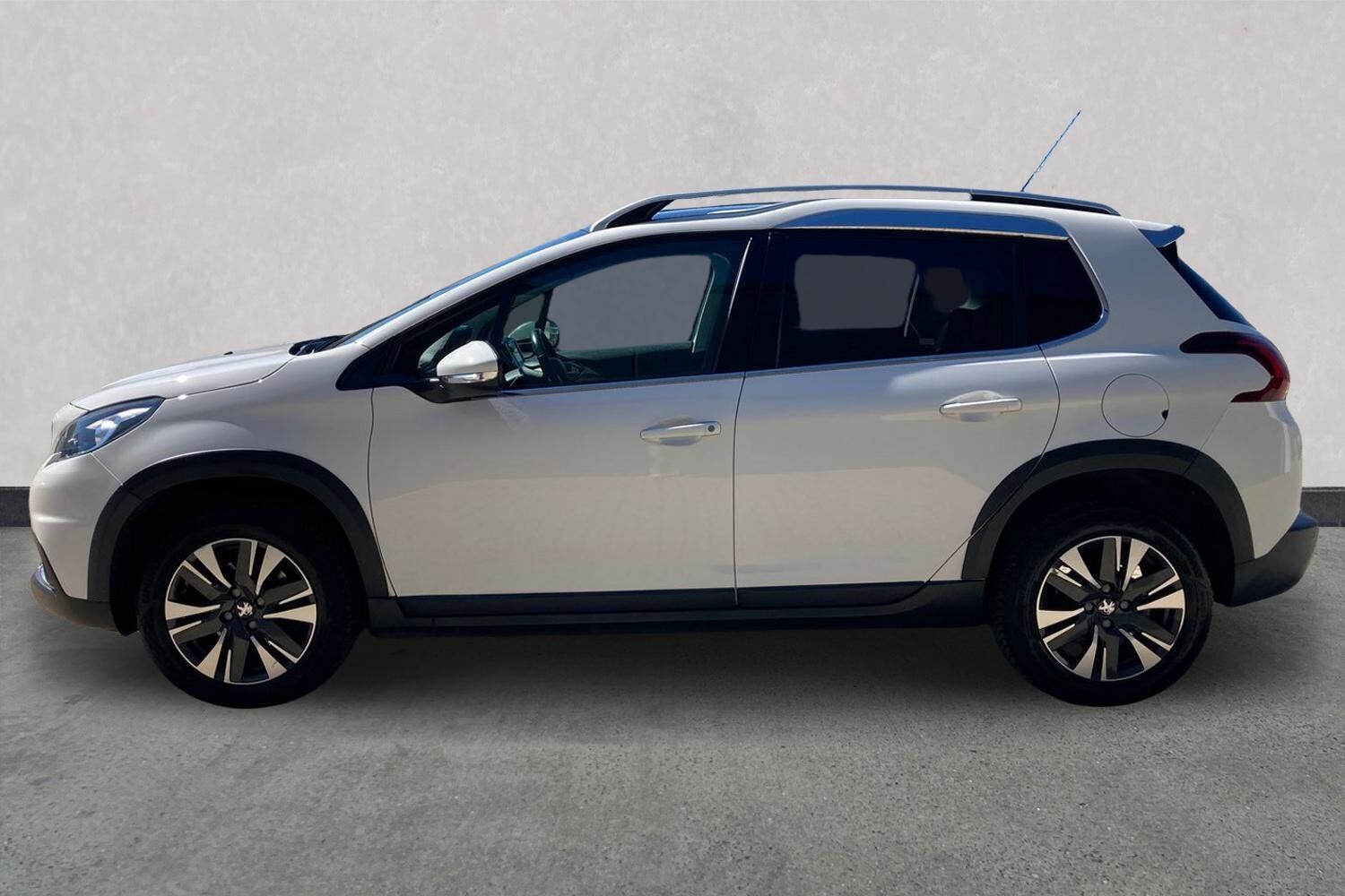 Billede af Peugeot 2008 1,2 e-THP Desire Sky 110HK 5d