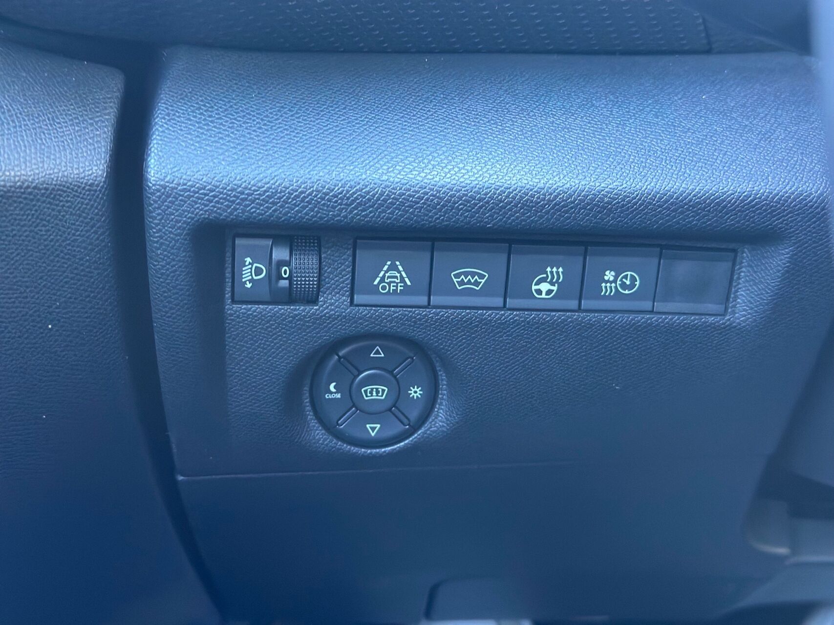 Billede af Citroën e-C4 EL Shine Sport 136HK 5d Aut.