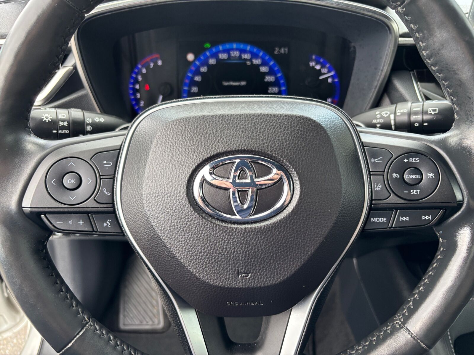Billede af Toyota Corolla 2,0 Hybrid H3 Premium E-CVT 180HK 5d 6g Aut.