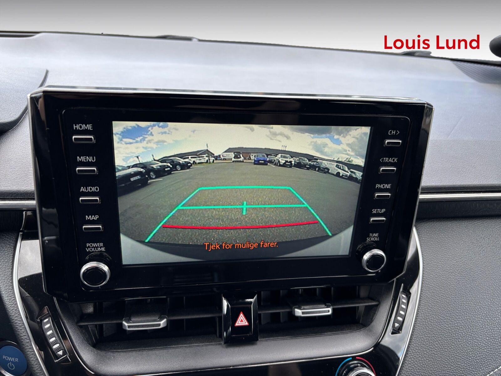 Billede af Toyota Corolla 2,0 Hybrid H3 Premium E-CVT 180HK 5d 6g Aut.