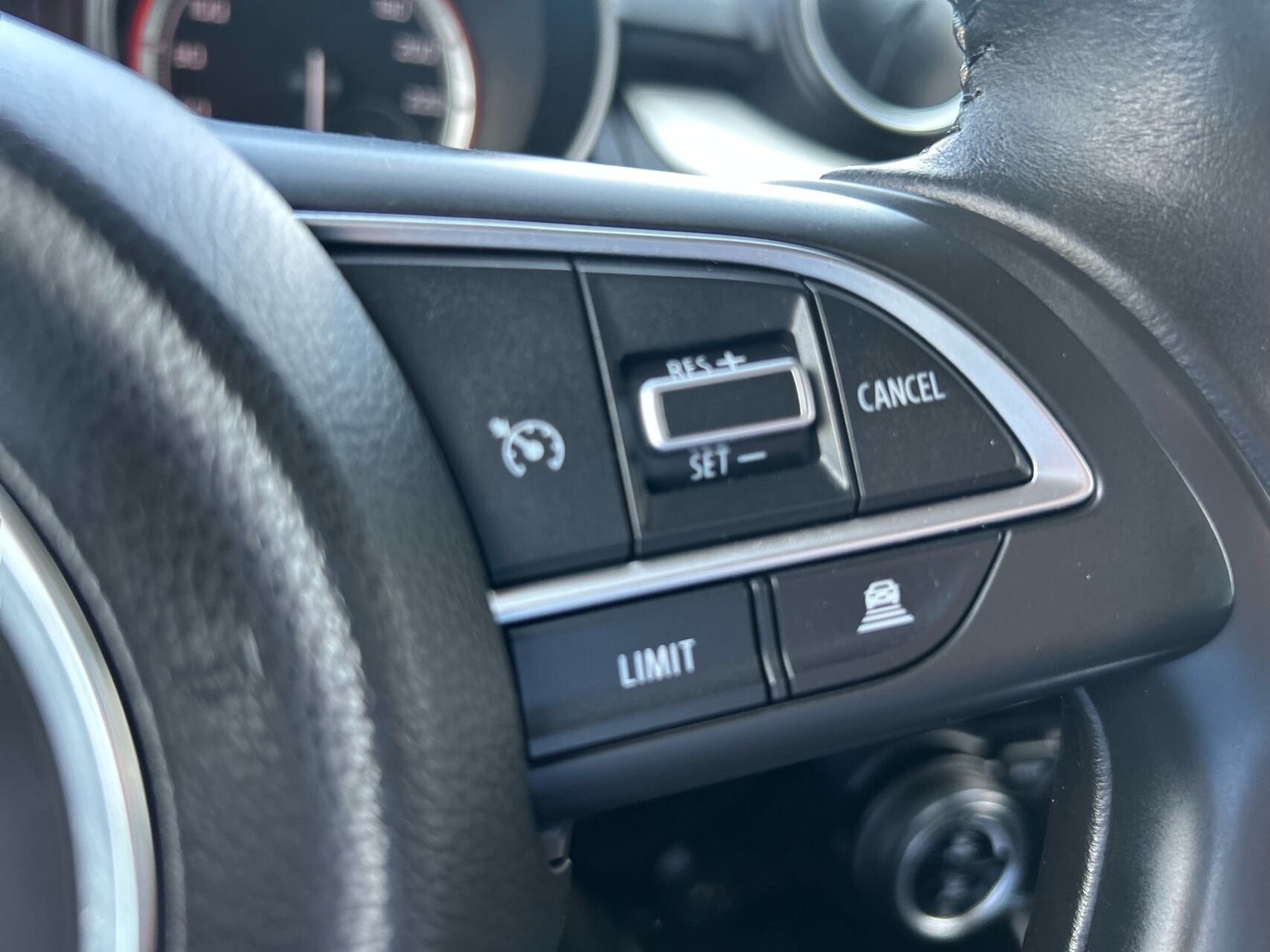 Billede af Suzuki Swift 1,2 Dualjet  Mild hybrid Exclusive 90HK 5d