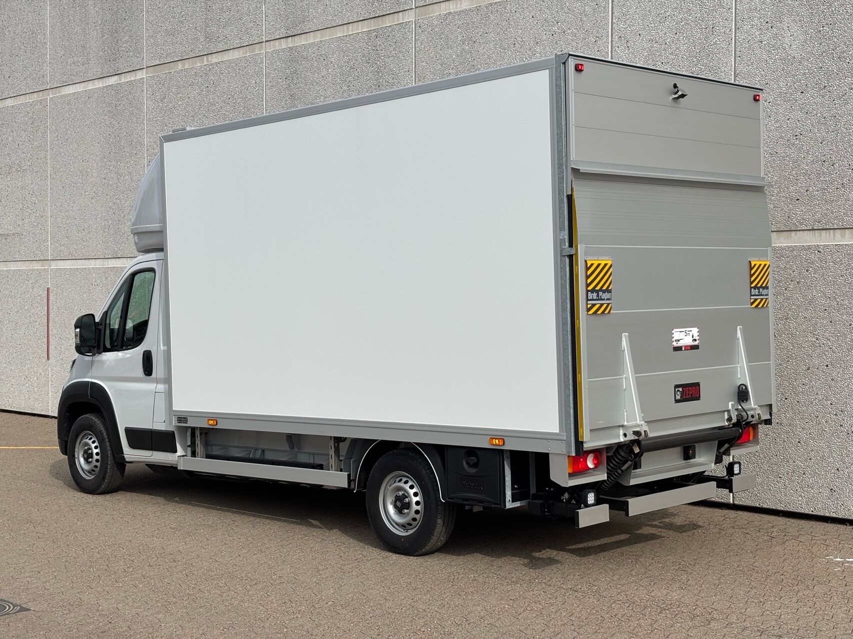 Billede af Fiat E-Ducato 40M L3 EL Pro 279HK Ladv./Chas. Aut.