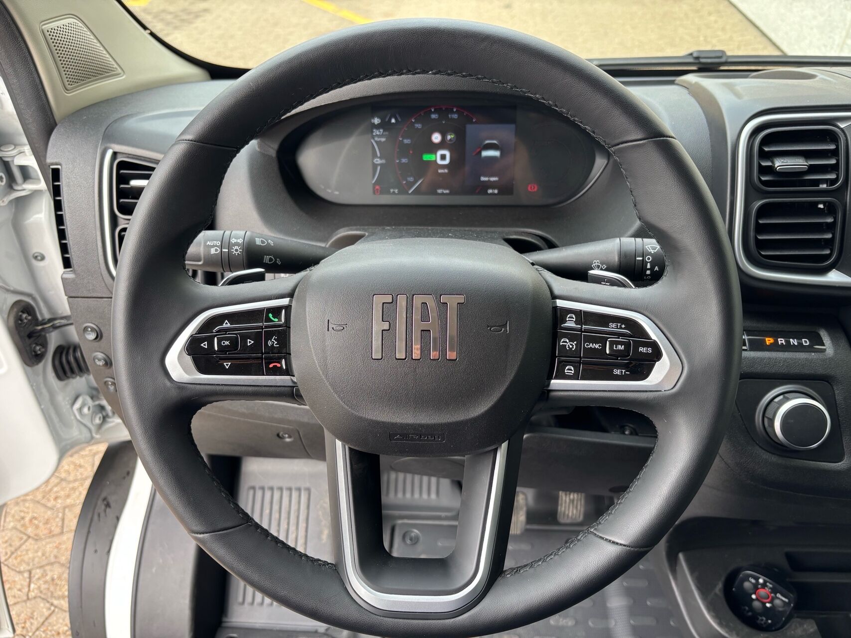 Billede af Fiat E-Ducato 40M L3 EL Pro 279HK Ladv./Chas. Aut.