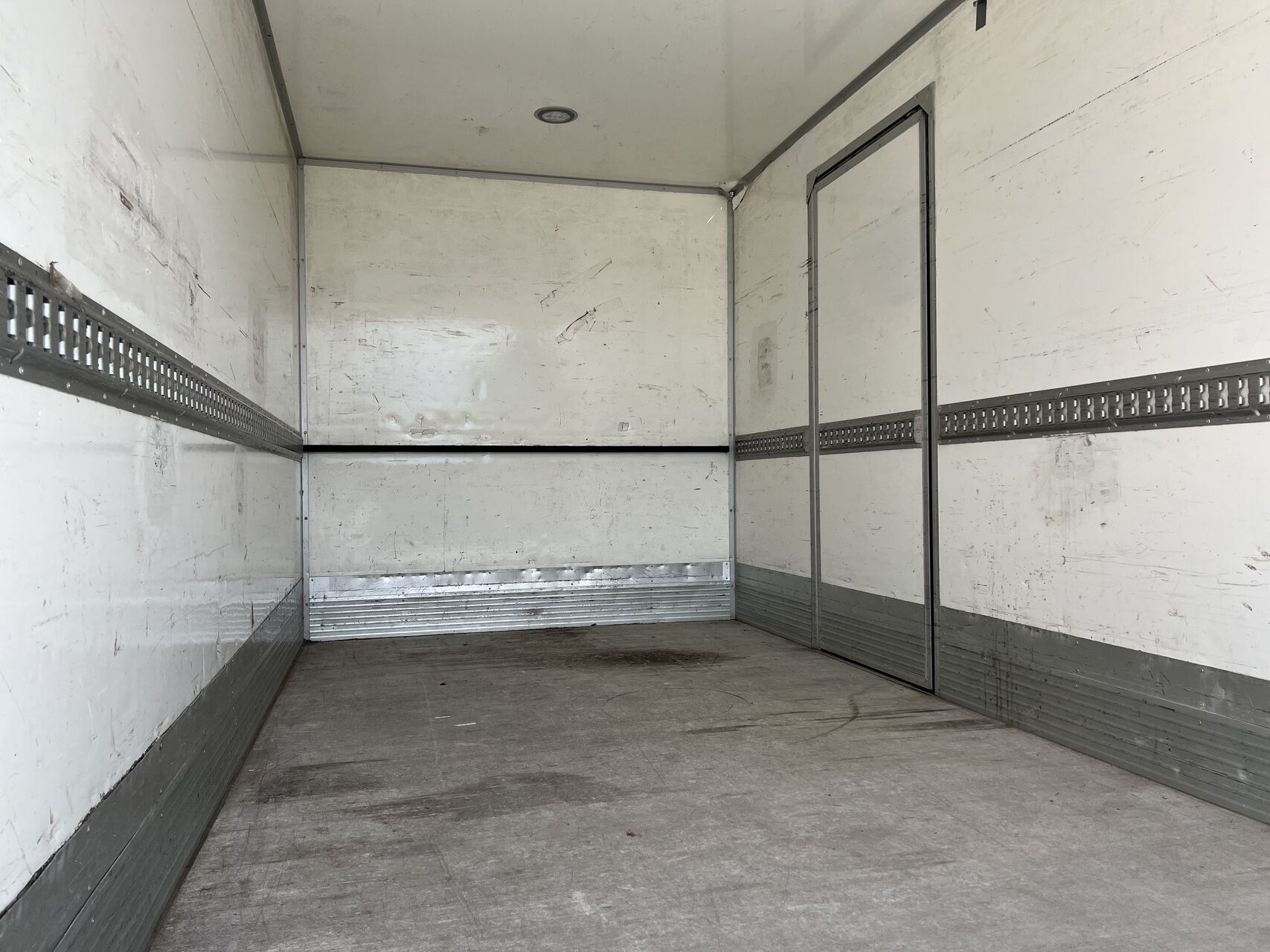 Billede af Iveco Daily 35S13 3750mm 2,3 D 126HK Ladv./Chas.