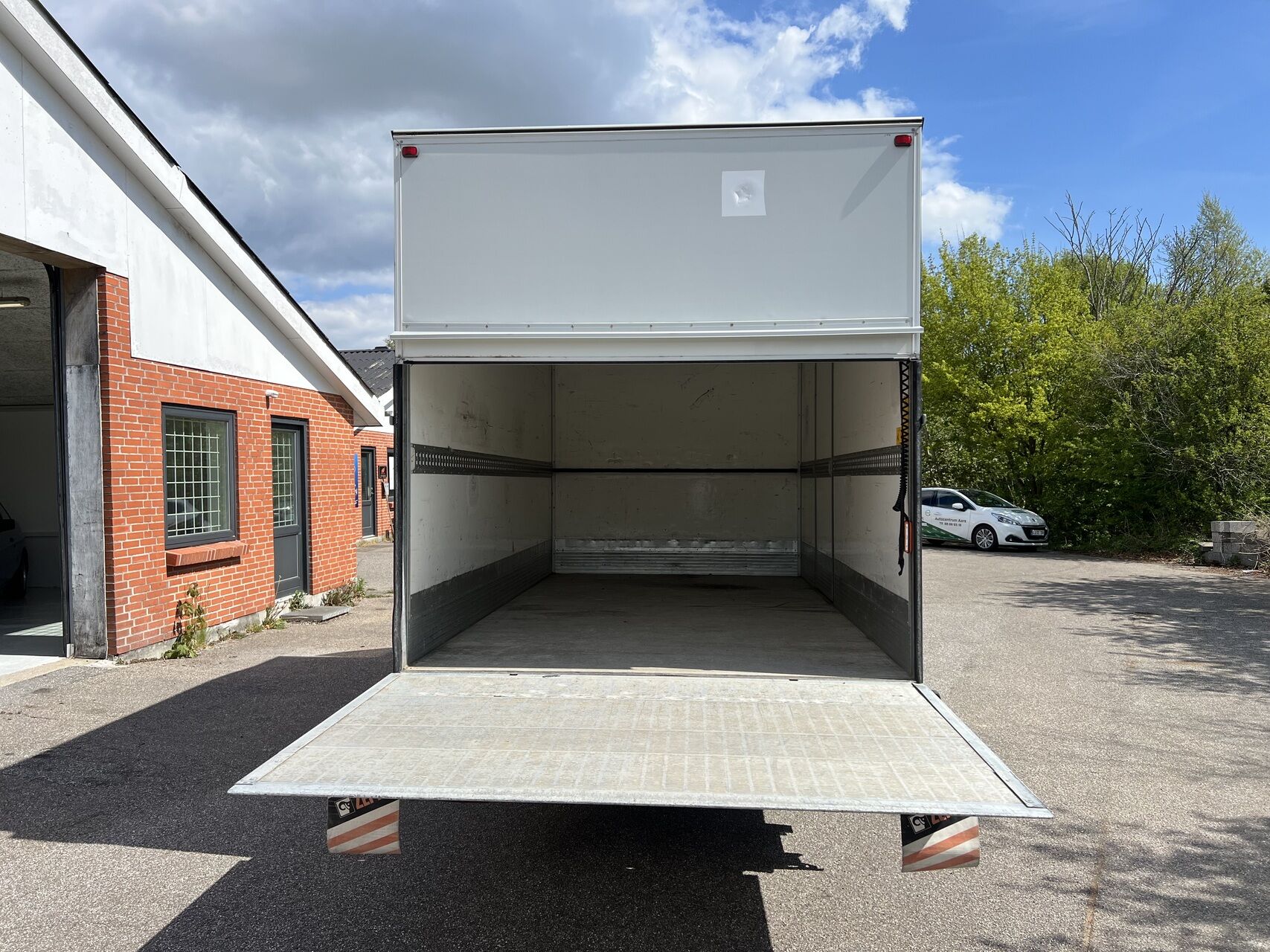Billede af Iveco Daily 35S13 3750mm 2,3 D 126HK Ladv./Chas.