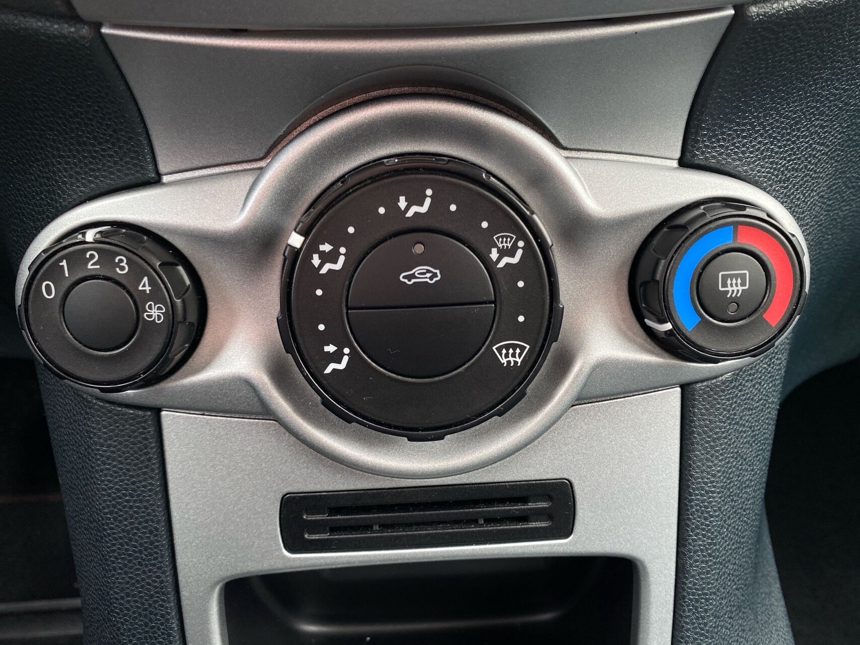 Billede af Ford Fiesta 1,25 Trend 60HK 5d