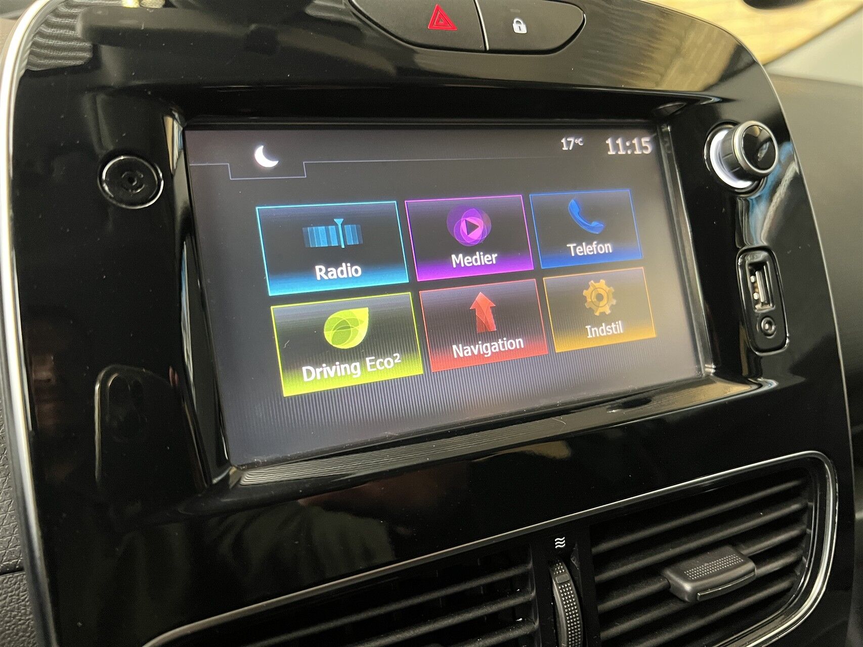 Billede af Renault Clio Sport Tourer 0,9 Energy TCe Limited 90HK Stc