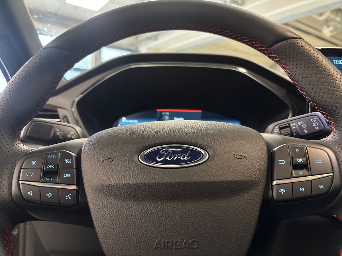 Billede af Ford Kuga 2,5 Plugin-hybrid ST-Line X CVT 243HK 5d Aut.
