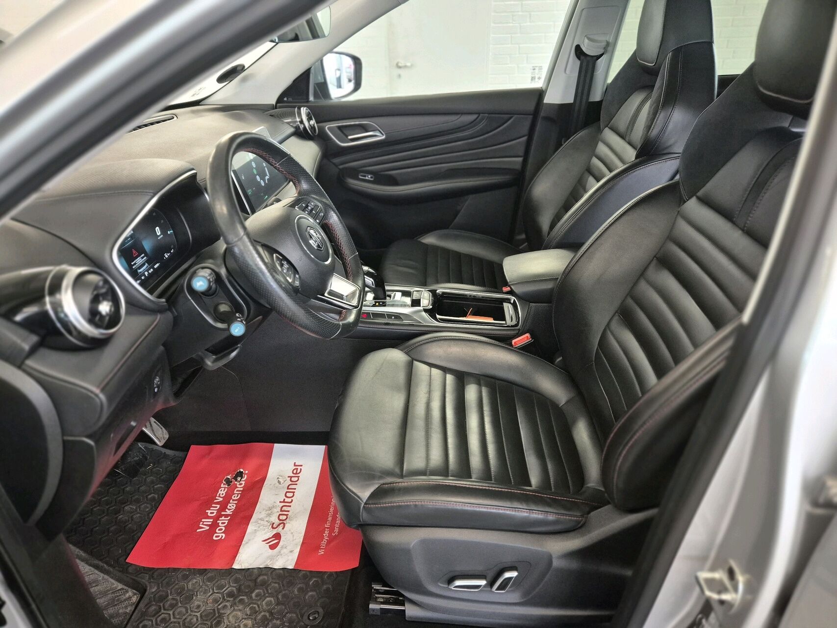 Billede af MG EHS 1,5 T GDI  Plugin-hybrid Luxury 258HK 5d 10g Aut.