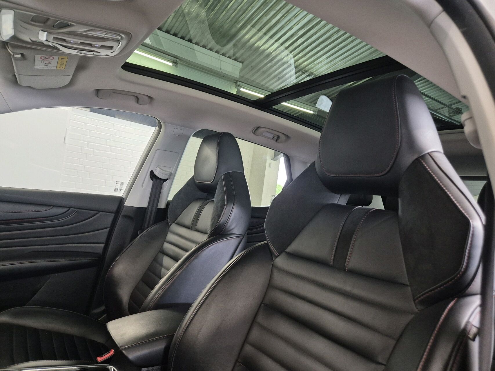 Billede af MG EHS 1,5 T GDI  Plugin-hybrid Luxury 258HK 5d 10g Aut.